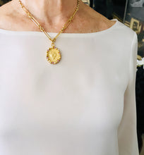 ONLY 3 LEFT!!! NEW! San Antonio “DE CABEZA” with Rose Crystals for Love Energy & Pearl 💖 SOFIA Chain Short 18”-20”