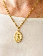 Rafael Arcángel Pearl Charm✨ HEALER ✨ te ayuda a Sanar heridas Emocionales y Físicas ✨CAMILA Chain 16”-18”