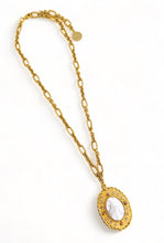 ONLY 1 LEFT!!! Milagrosa in Nácar with Rose Crystals 💗 ✨REGINA Chain✨ Short Necklace 20”-22”