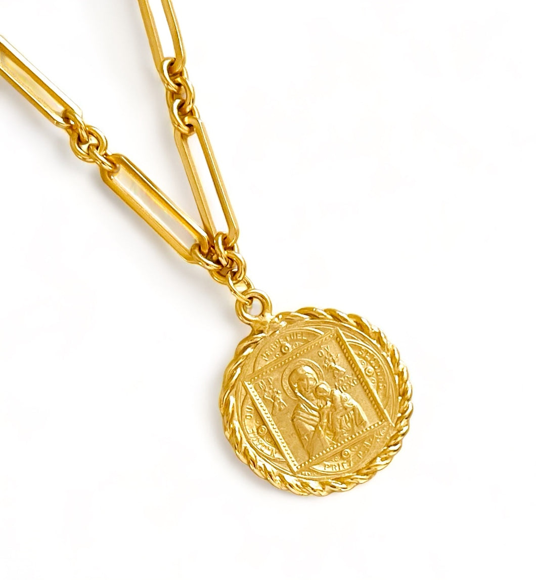 ONLY 2 LEFT!!! Perpetuo SOCORRO Escapulario Charm with the Pope on the Back ✨ SOFIA Chain Short Necklace 18”-20”