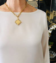 ONLY 1 LEFT!!! Virgen del CARMEN Charm Pendant w/ Pearl & CZ “Escapulario” with “Sagrado Corazón de Jesus” on the Back ✨ REGINA Chain ✨Short Necklace 18”-20”