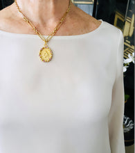 ONLY 3 LEFT!!! NEW! San Antonio with Rose Crystals & Pearl 💖 SOFIA Chain Short 18”-20”