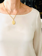 Rafael Arcángel Pearl Charm✨ HEALER ✨ te ayuda a Sanar heridas Emocionales y Físicas ✨CAMILA Chain 16”-18”