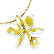 ONLY 1 LEFT!!! CATTLEYA Orchid in IVORY Pin/Brooch ✨ Pendant Necklace Pendant Option at the Back✨Chain or Choker Necklace Option Available Below ⬇️