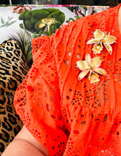 ONLY 2 LEFT!!! CATTLEYA Orchid in BLUSH Pin/Brooch ✨ Pendant Necklace Pendant Option at the Back✨ ✨Chain or Choker Necklace Option Available Below ⬇️