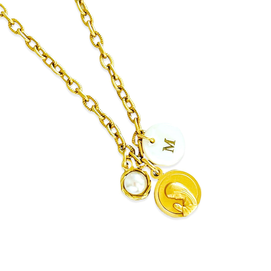 “Virgencita Niña” with CAMILA Chain ✨Short Necklace 16”-18”✨ & FreshWater Shell Initial with Gold Lettering ✨ Choose Initial Below ⬇️