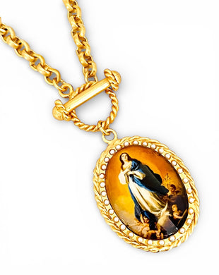 Virgen de la Inmaculada Concepción Colored Medallion with Pearls with Estefania Chain with Toggle ✨ Short Necklace 20”