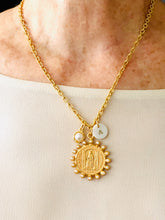 NEW!!! MATER Medium Pearl✨ CAMILA Chain✨ Short Necklace 20-22”✨ Choose Initial Below ⬇️