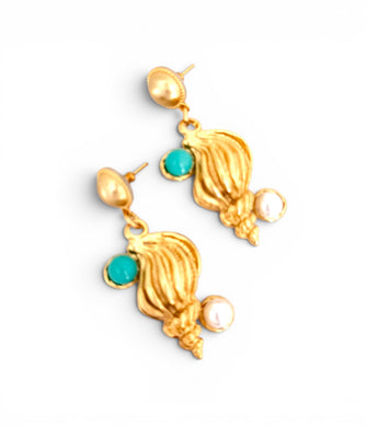 Concha 🐚 Turquoise Color & Pearl Earrings with Post