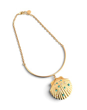 Concha Turquesa with Pearls on half Choker & half Chain 20”