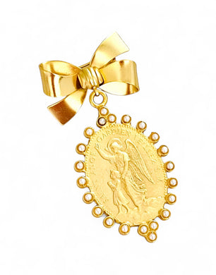 Guardian Angel Pearls Pin 🧷
