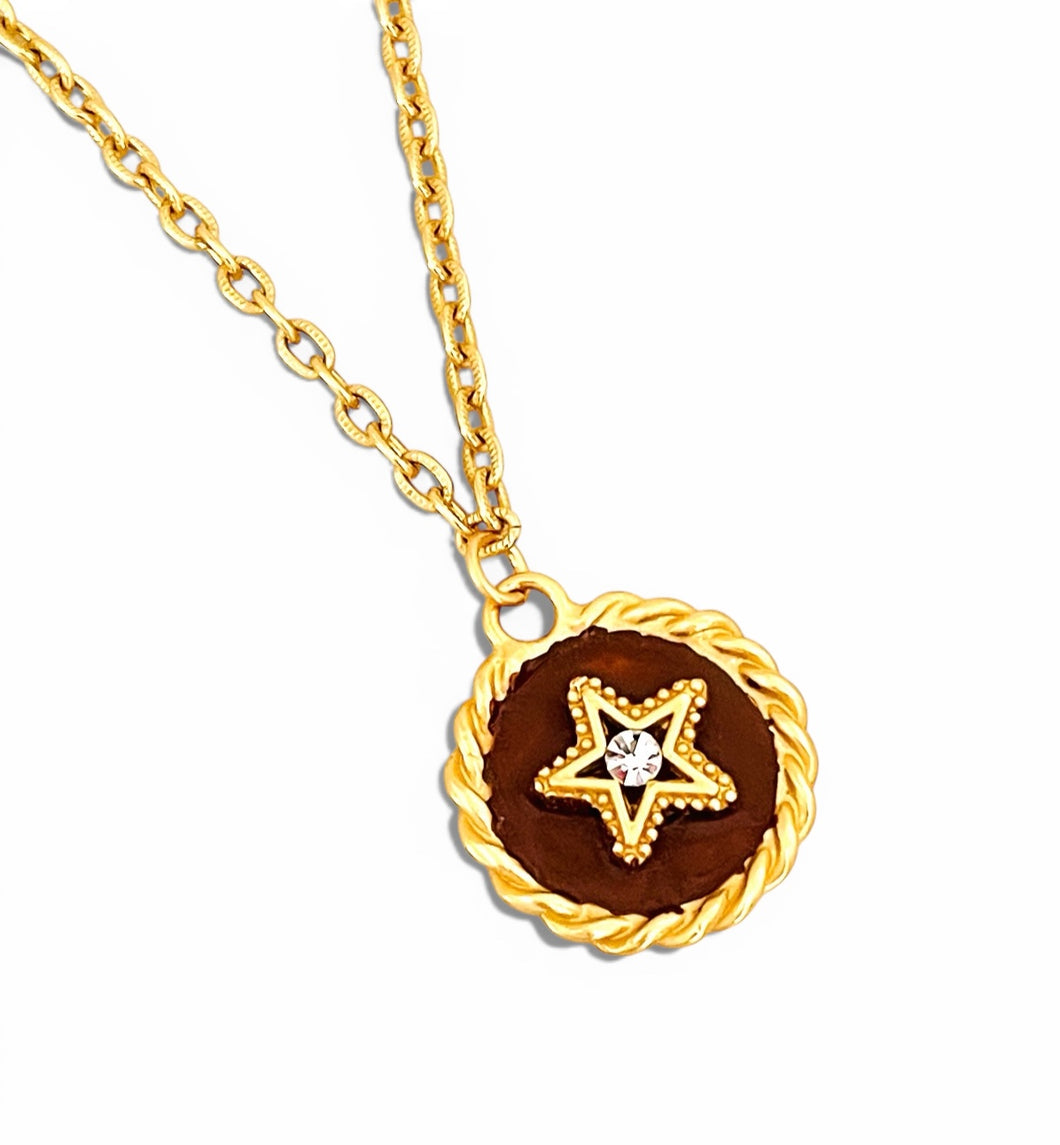 Star with Cristal & Maroon Hand Painted Enamel 🎨 Short Necklace on Camila Chain