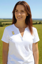 Providencia Bow PIN 🧷