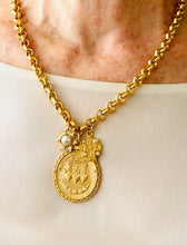 NEW! SAGRADA FAMILIA 💛 ESCAPULARIO✨ with Cross & Pearl Charms ✨ ESTEFANIA Link Chain Short Necklace 20”-22”