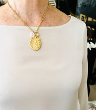 NEW!!! Perpetuo Socorro with Pearl Detail✨ CAMILA Chain ✨Short Necklace 18-20”✨ Choose Initial Below ⬇️