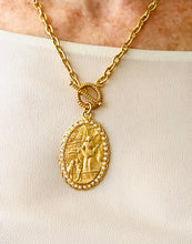 Angel de la GUARDA Medallón ✨”Ángel de mi guarda, dulce compañía, no me desampares ni de noche ni de día” ✨ Short Necklace with CAROLA Chain Toggle Closure 22”✨