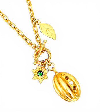 Cacao Mediano Tourmaline Green with Leaf on Carola Chain Toggle Short Necklace 20”