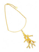 ONLY 1 LEFT!!! Coral Like 🪸Branch Statement Pendant Approx 4” in GOLD ⭐️ Short Mid-Length Bar & Chain Necklace 18-20-23”