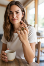 “SORTIJON” Ring Racimo de Guineos !!! ✨Hoja “MANCHA DE PLATANO” RING with Malachite Green Hand Painted Enamel 🍃 ☀️ Size 7