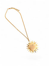 Sol ☀️ Medallón con Perla y cadena Camila corto 18”-20”