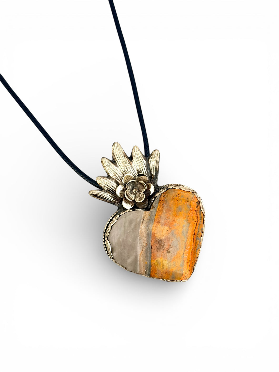 Corazon Bumble Bee Jasper Short Necklace