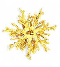 SOLD OUT!!! Snowflake Coral Like 🪸 Statement BROOCH 🧷 Approx 3.5” in GOLD ⭐️