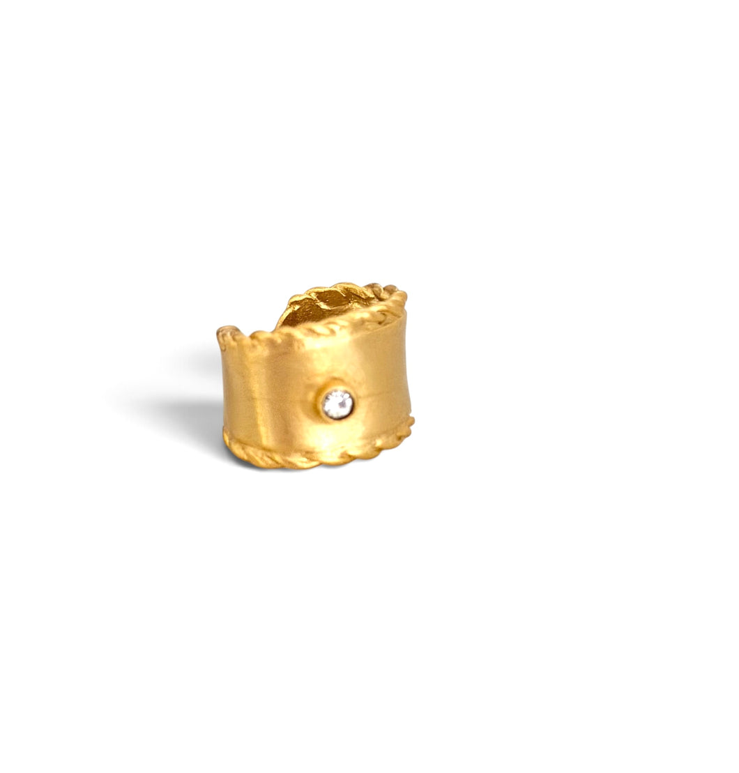 Earcuff with cristal detail