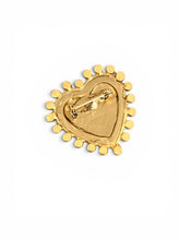 Corazon Pin 🧷 with Pearls