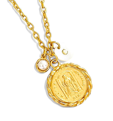 NEW!!! MATER Medium Pearl✨ CAMILA Chain✨ Short Necklace 20-22”✨ Choose Initial Below ⬇️