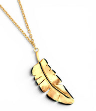 Mancha de Platano Hoja 🍃 Necklace with Camila Chain Long 30”