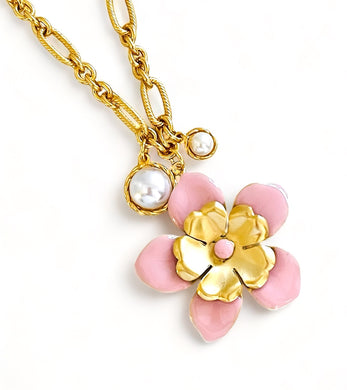 SOLD OUT!!! Flower with Pink Enamel with Pink Center & Pearl Charms✨ REGINA Chain Short Necklace 18”-20”