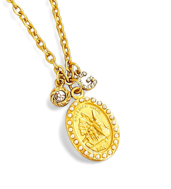 Angel de la GUARDA Charm✨ “Ángel de mi guarda, dulce compañía, no me desampares ni de noche ni de día” ✨ CAMILA Chain 18”-20”✨ Choose Initial ⬇️