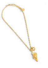 Concha 🐚 Gold with Pearl Charm on Camila Chain Short Necklace 20”-22”