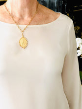 Angel Alas 🪽 de la Guarda Medallón✨”Ángel de mi guarda, dulce compañía, no me desampares ni de noche ni de día”  ✨EUGENIA Chain Short Necklace 20”-22”✨