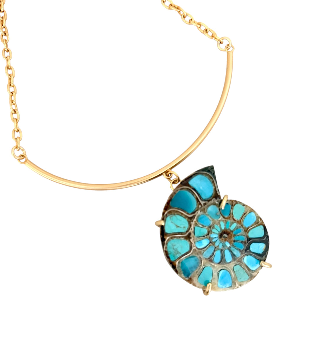 Nautilus Large Genuine Turquoise Band & Carola Chain 20”-22”